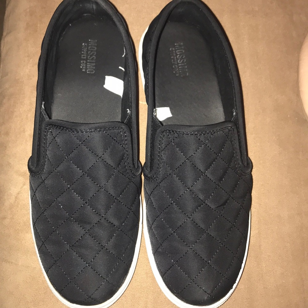Slip on sneakers